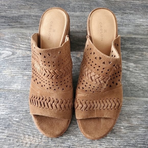 NEW Caslon Cognac Suede Maggie Slide Sandal - Picture 3 of 6